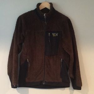 Brown mountain hardwear fuzzy jacket